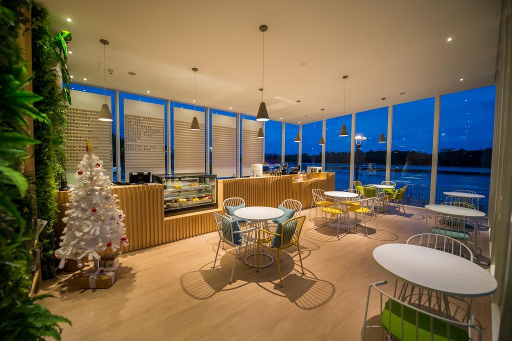 Mega View Hotel Куантан Экстерьер фото